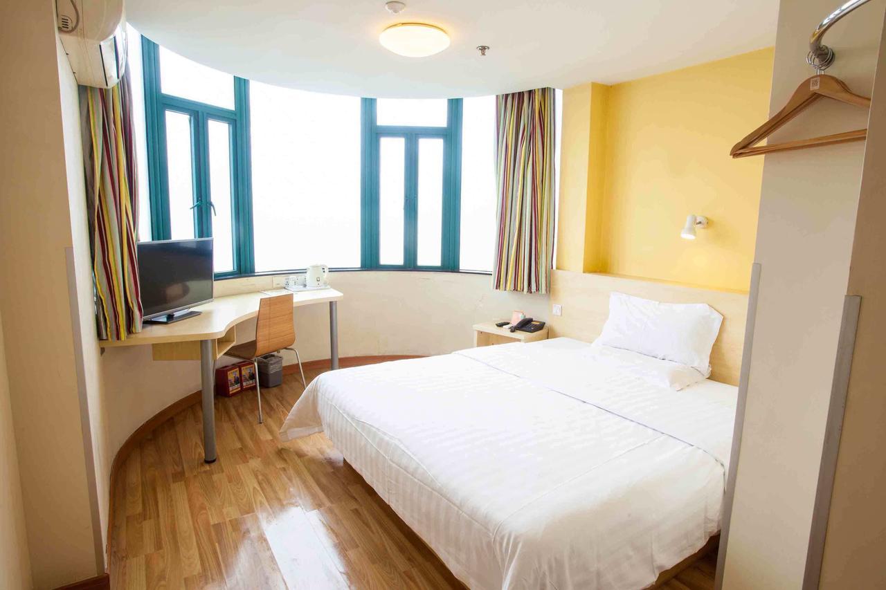 7Days Premium Guangzhou Tianhe Gangding Гуанджоу Стая снимка